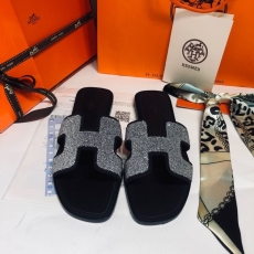 Hermes Slippers